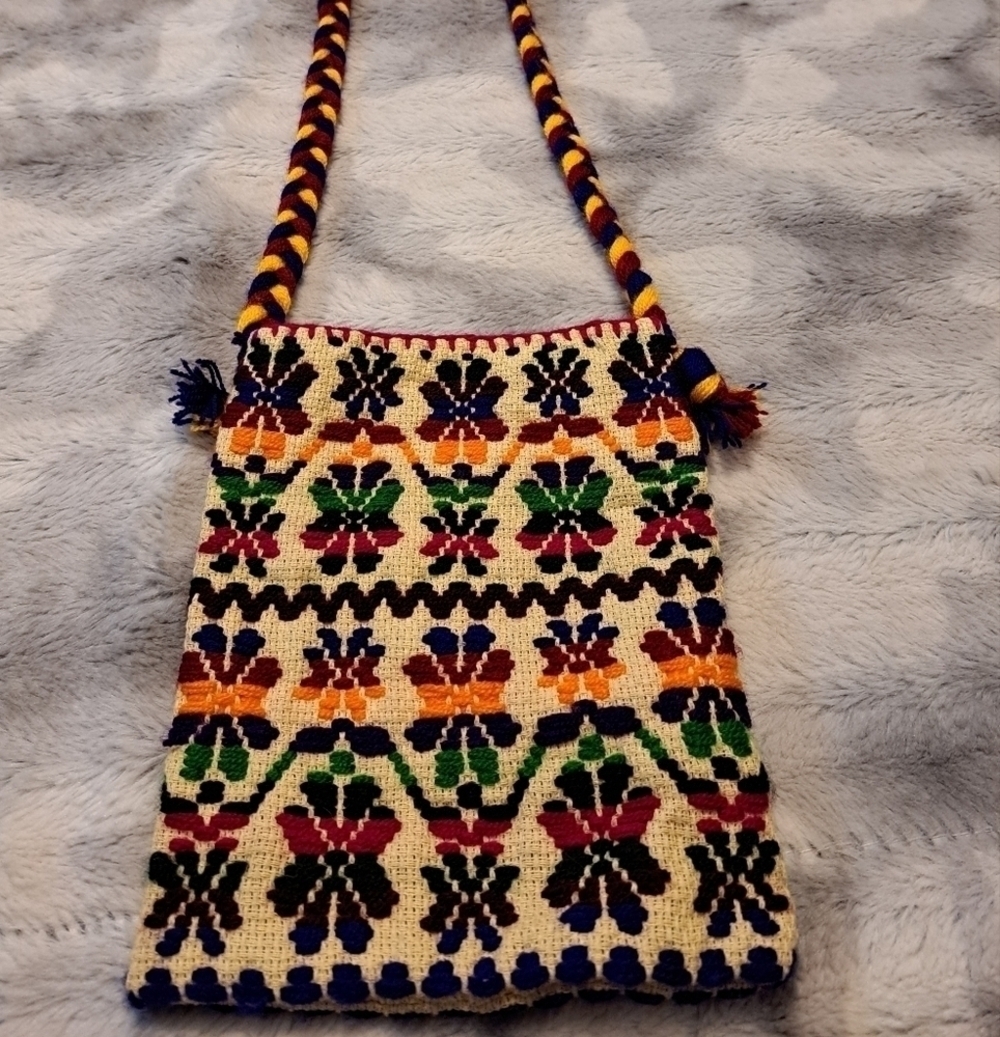 Handmade Little Pouch - Picture 4 of 4